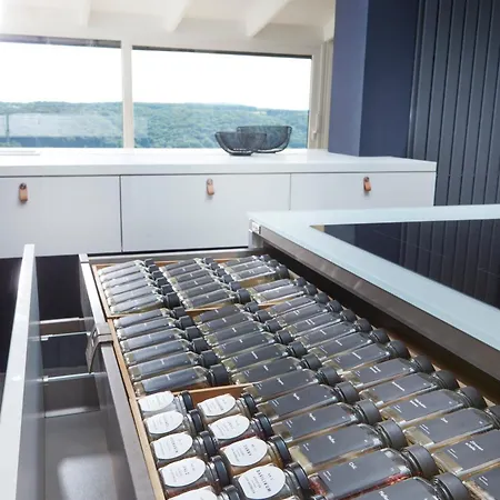 Orange Tree 贝恩卡斯特尔-屈斯