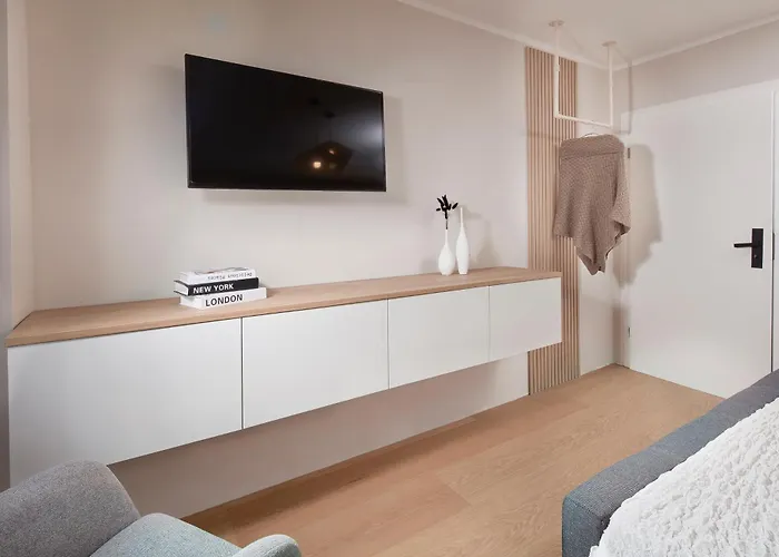 Orange Tree * Bernkastel-Kues